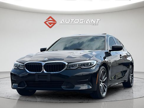 Used 2022 BMW 330e RWD image 13