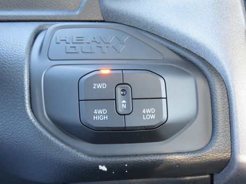 New 2026 RAM 5500 Tradesman w/ Chrome Appearance Group image 25