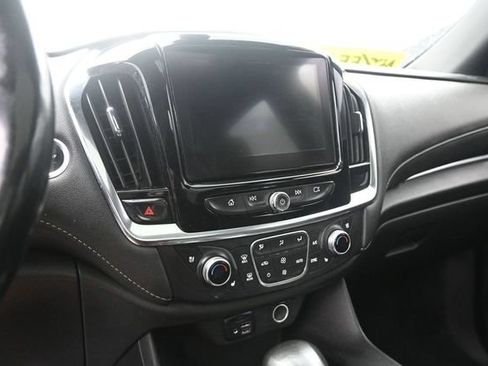 Used 2023 Chevrolet Traverse Premier w/ Redline Edition AWD/4WD image 24