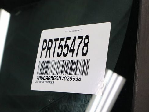 Used 2022 Toyota Corolla Cross XLE w/ Convenience Package AWD/4WD image 36