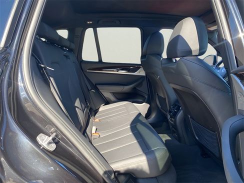 Used 2021 BMW X3 xDrive30i w/ Convenience Package image 18