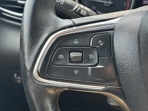 Used 2021 Buick Encore GX Preferred w/ Cold Weather Comfort Package FWD image 21