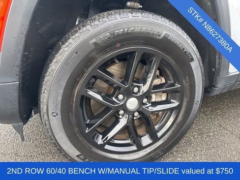 Used 2022 Jeep Grand Cherokee L Laredo w/ Luxury Tech Group I image 4