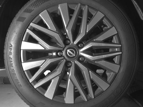 Used 2025 Nissan Altima 2.5 SV image 15