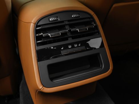 Used 2023 Maserati Quattroporte Modena RWD image 55