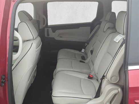 New 2026 Honda Odyssey Touring image 16