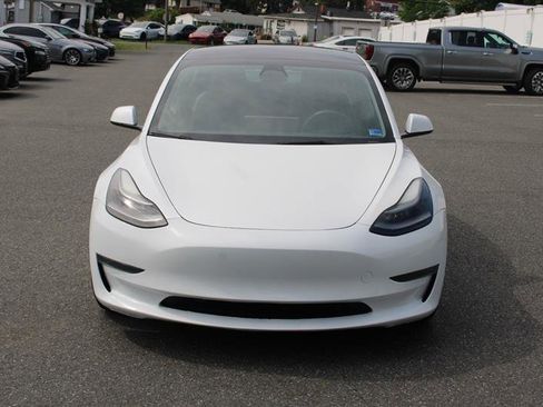 Used 2022 Tesla Model 3 Performance AWD/4WD image 2