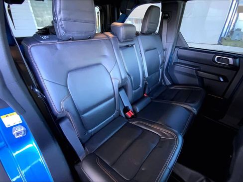 Used 2024 Ford Bronco Badlands image 20