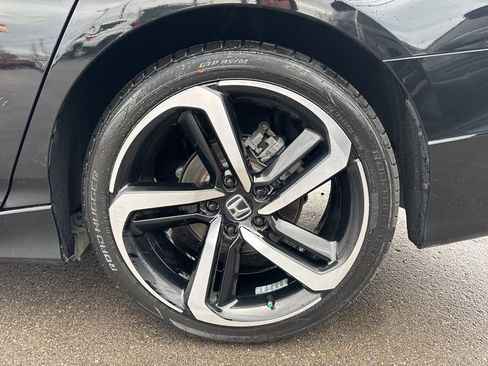 Used 2019 Honda Accord Sport image 29