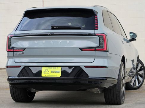 Used 2025 Volvo EX90 Ultra AWD/4WD image 5