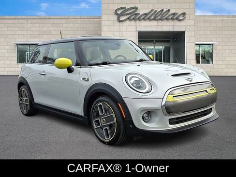 Used 2021 MINI Cooper SE w/ 8.8" Touchscreen Nav Package image 2