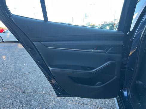 Used 2025 MAZDA MAZDA3 s image 15