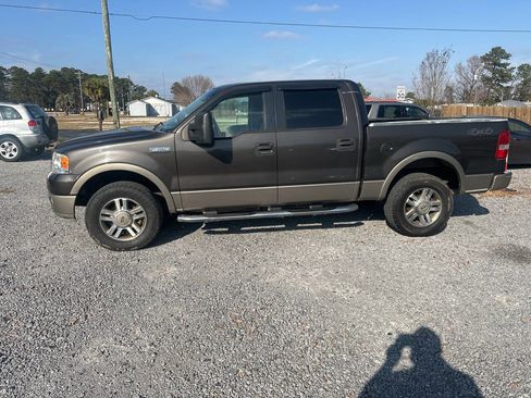 Used 2005 Ford F150 Lariat image 4