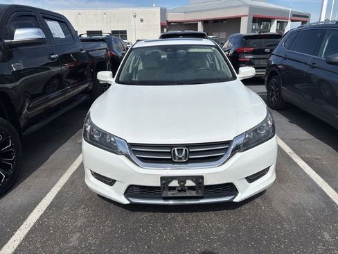 Used 2015 Honda Accord EX-L image 2