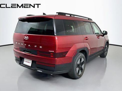 Used 2025 Hyundai Santa Fe SEL FWD image 7