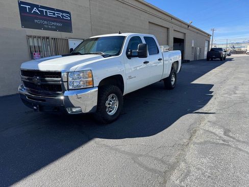 Used 2008 Chevrolet Silverado 2500 LT w/ 1LT Convenience Package image 3