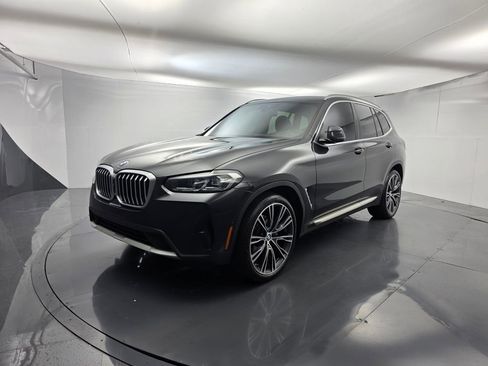 Used 2024 BMW X3 sDrive30i w/ Convenience Package RWD image 7