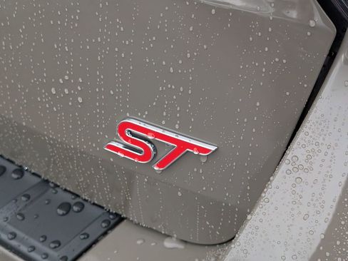 New 2026 Ford Explorer ST image 17