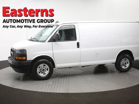 Used 2020 GMC Savana 3500 w/ Driver Convenience Package RWD image 58