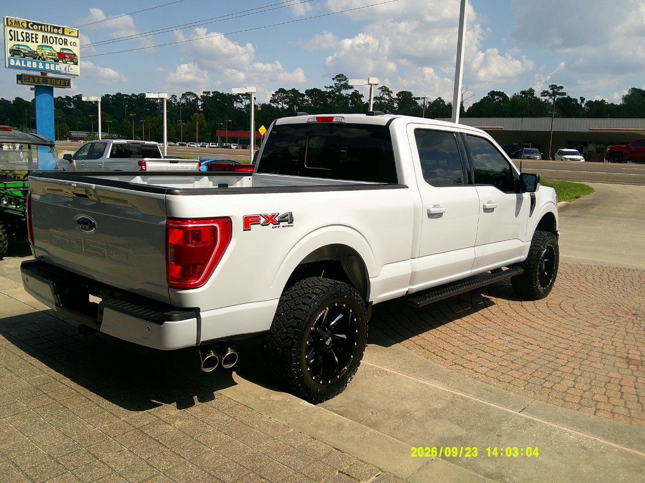 Used 2022 Ford F150 XLT w/ Equipment Group 302A High AWD/4WD image 4