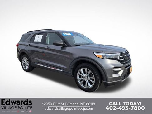 Used 2021 Ford Explorer XLT w/ Equipment Group 202A AWD/4WD image 1