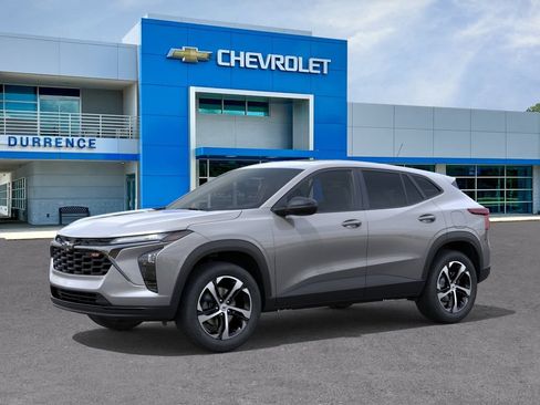 New 2026 Chevrolet Trax RS w/ Sunroof Package FWD image 2
