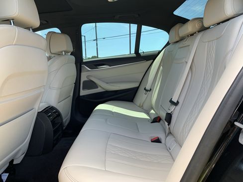 Used 2021 BMW 540i xDrive w/ M Sport Package AWD/4WD image 32