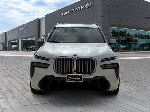Used 2023 BMW X7 xDrive40i w/ M Sport Package AWD/4WD image 8