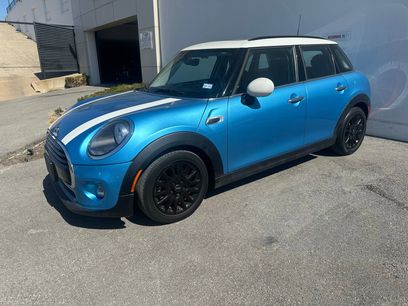 Used 2019 MINI Cooper 4-Door Hardtop w/ Storage Package