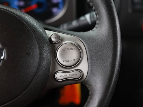 Used 2011 Nissan Cube 1.8 S w/ Interior Designer Pkg FWD image 25