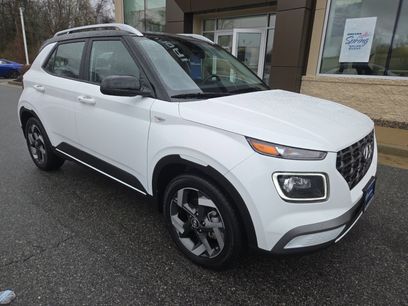 Certified 2025 Hyundai Venue Limited