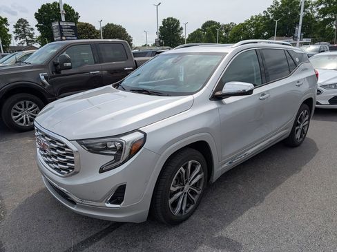 Used 2018 GMC Terrain Denali w/ Advanced Safety Package FWD image 1