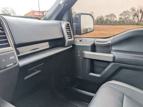 Used 2020 Ford F150 Raptor w/ Equipment Group 802A Luxury image 30