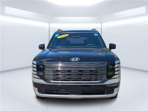 Certified 2026 Hyundai Palisade Calligraphy FWD image 8