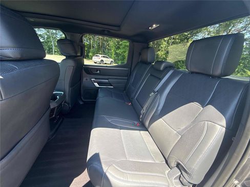 Used 2025 Toyota Tundra Platinum AWD/4WD image 12