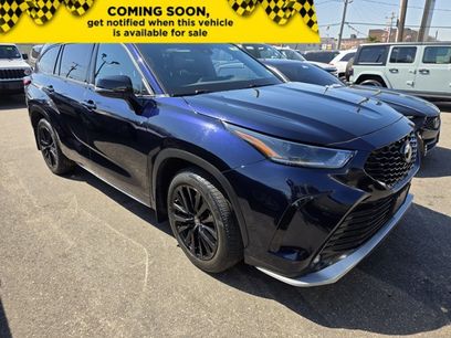 Used 2023 Toyota Highlander XSE