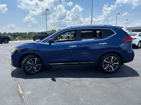 Used 2017 Nissan Rogue SL w/ SL Premium Package FWD image 5