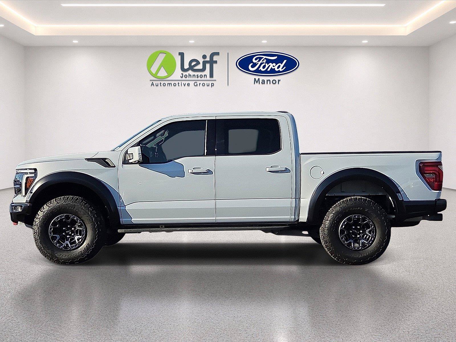 Used 2025 Ford F150 Raptor w/ Equipment Group 803A Raptor R AWD/4WD image 4