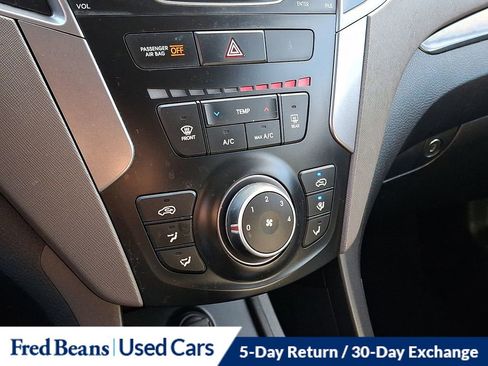 Used 2015 Hyundai Santa Fe Sport image 16