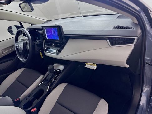 Used 2026 Toyota Corolla LE image 28