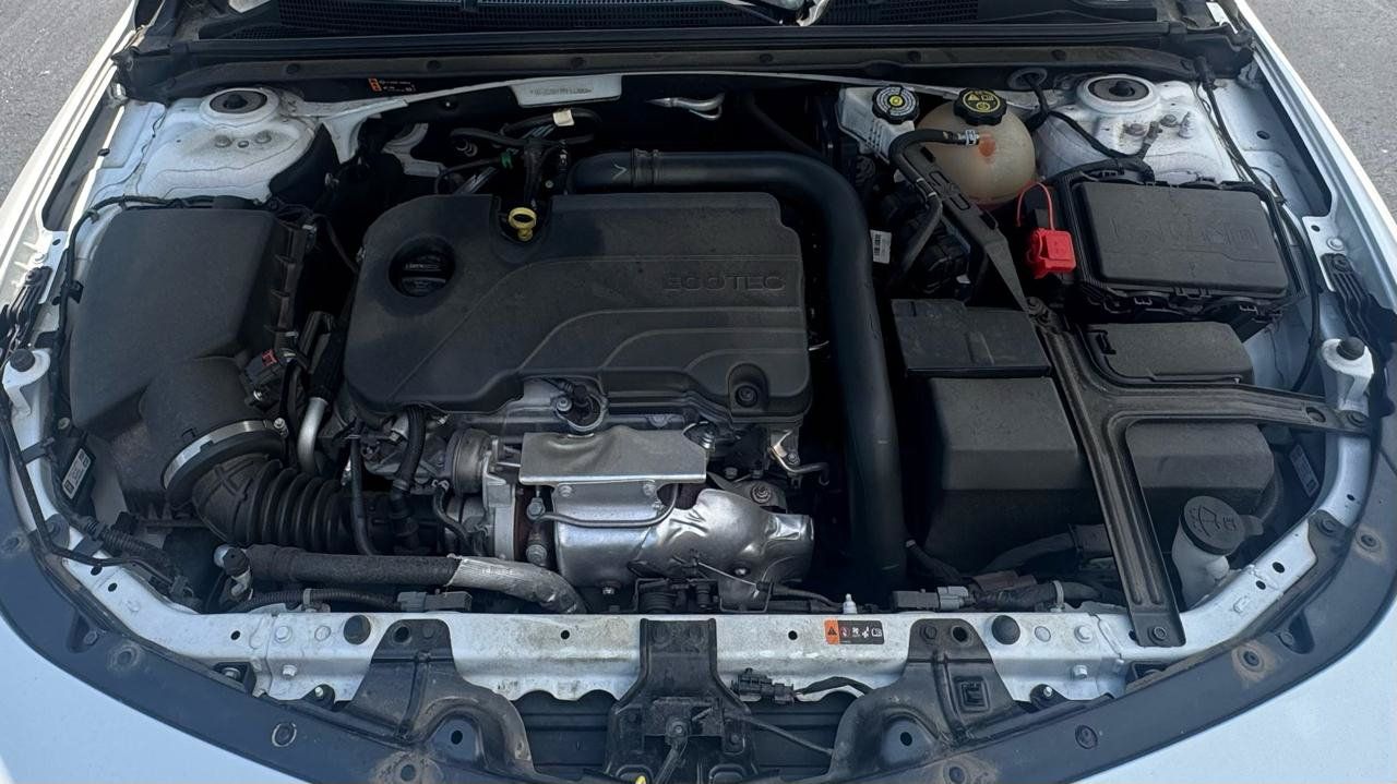 Used 2023 Chevrolet Malibu LS FWD image 10
