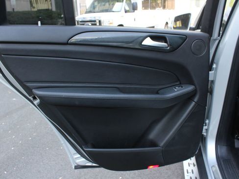 Used 2019 Mercedes-Benz GLS 450 4MATIC w/ Premium 1 Package image 22