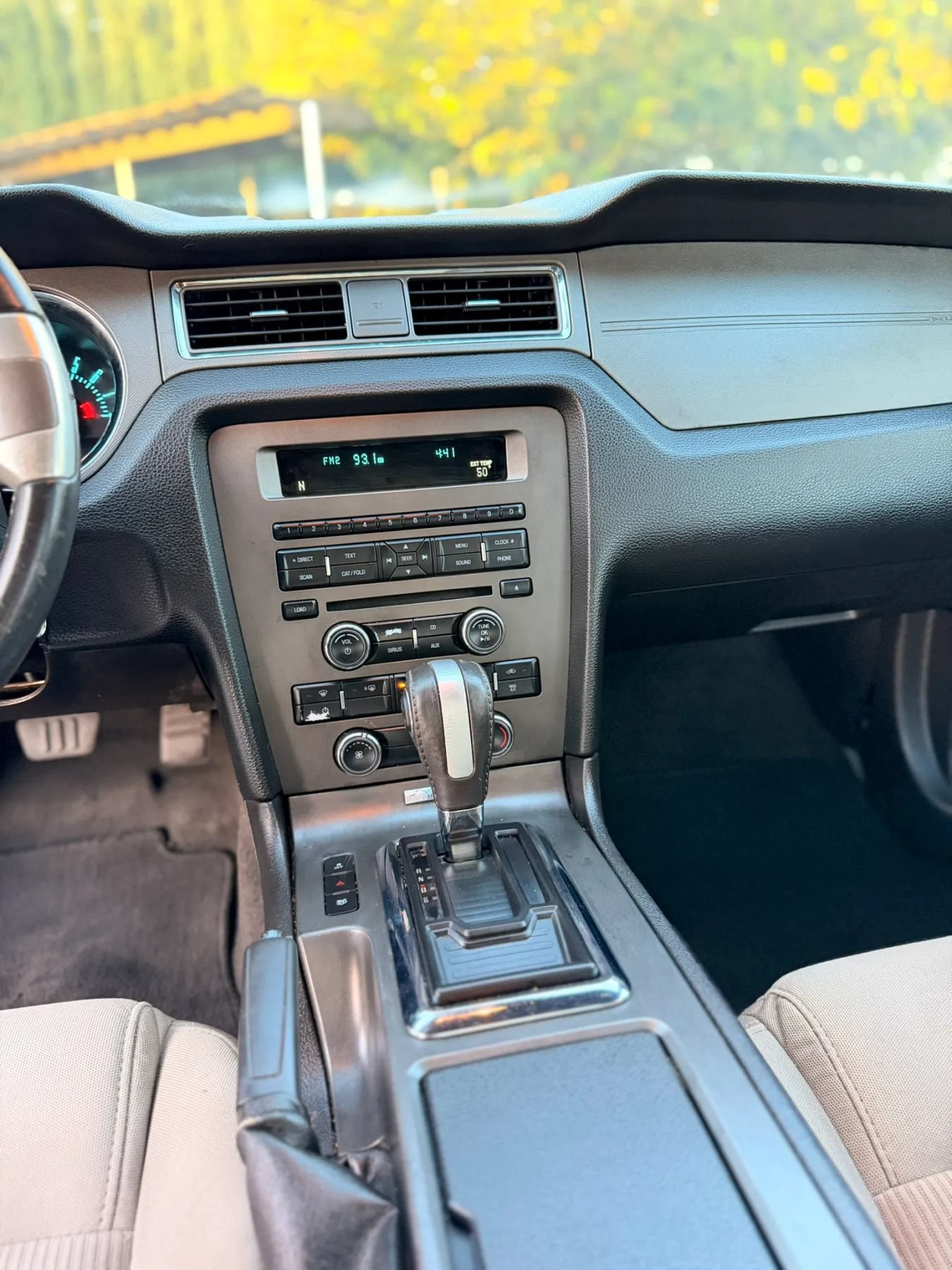 Used 2013 Ford Mustang Coupe RWD image 14