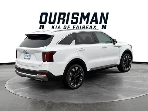 Used 2025 Kia Sorento EX image 6