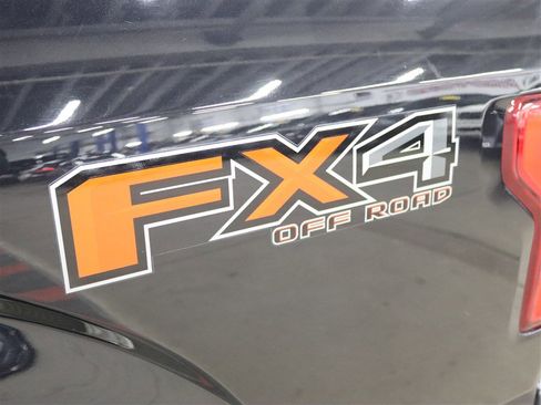 Used 2020 Ford F150 Lariat w/ Equipment Group 502A Luxury image 9