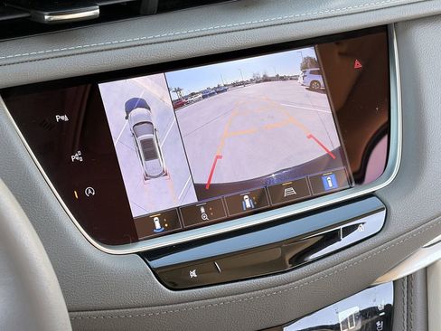 Certified 2023 Cadillac XT5 Premium Luxury w/ Technology Package image 28