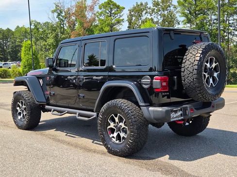Used 2021 Jeep Wrangler Unlimited Rubicon AWD/4WD image 3