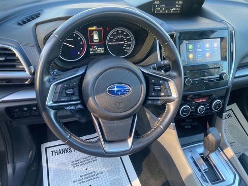 Used 2023 Subaru Forester Premium image 18