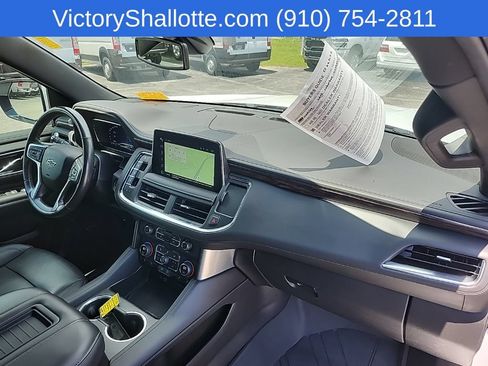 Used 2022 Chevrolet Suburban Z71 w/ Luxury Package AWD/4WD image 37
