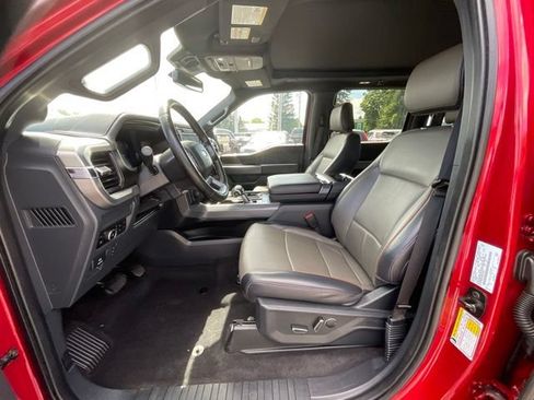 Used 2025 Ford F150 Lariat w/ Equipment Group 502A High AWD/4WD image 11